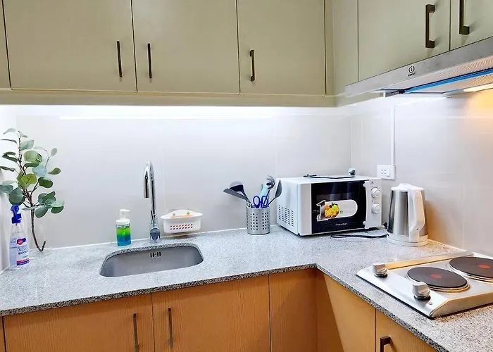 Apartamento Casa Antonio At Uptown Parksuites Two *